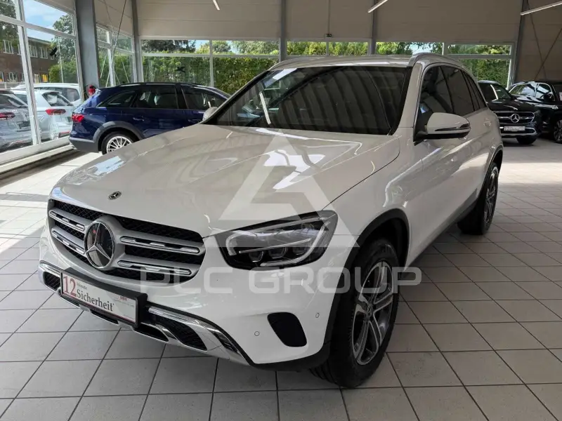2021 Mercedes Benz GLC 220