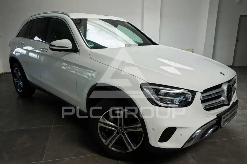 2021 Mercedes Benz GLC 220