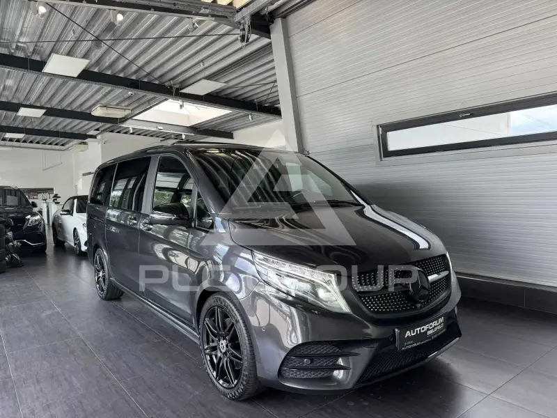 2021 Mercedes Benz V 300