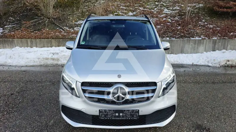 2021 Mercedes Benz V 300