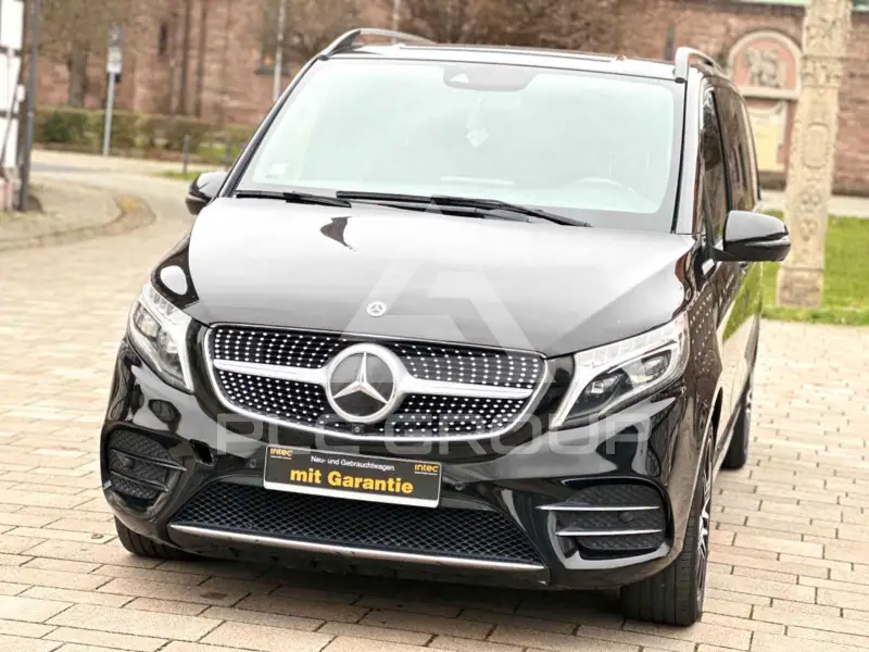 2021 Mercedes Benz V 300