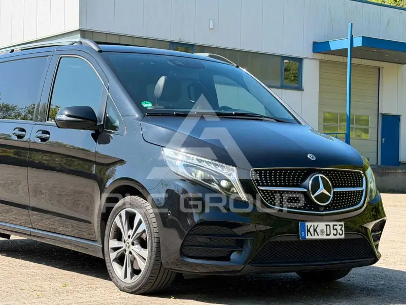 2021 Mercedes Benz V 300