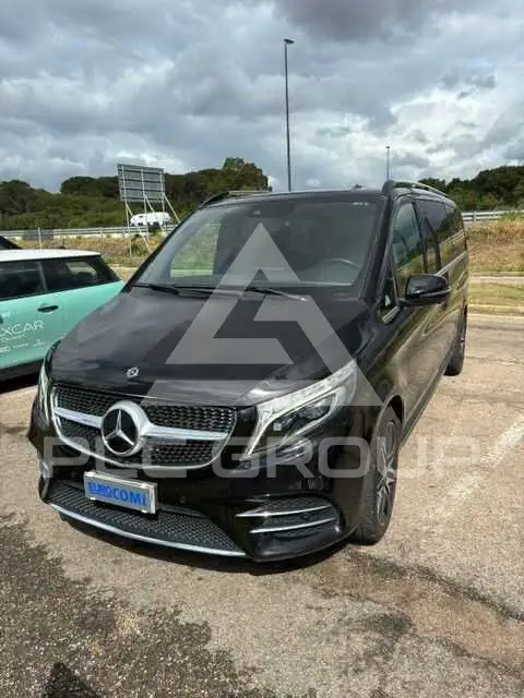 2021 Mercedes Benz V 300