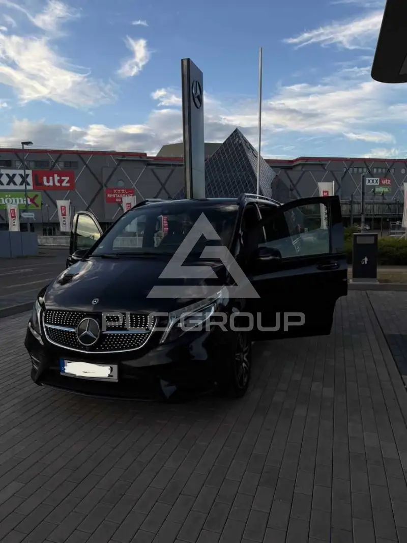 2021 Mercedes Benz V 300
