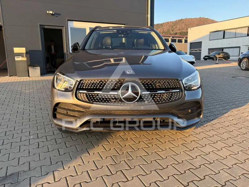 2021 Mercedes Benz GLC 400