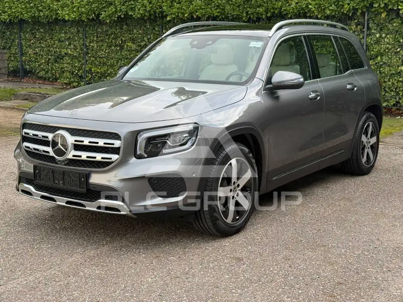 2021 Mercedes Benz GLB 220