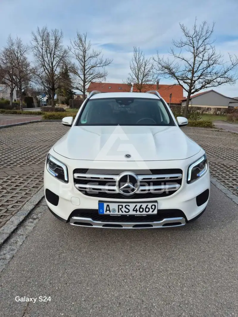 2021 Mercedes Benz GLB 220