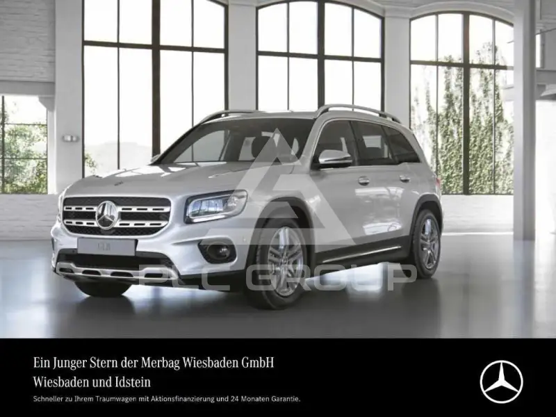 2021 Mercedes Benz GLB 220