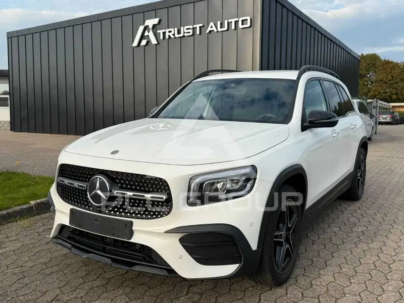 2021 Mercedes Benz GLB 220