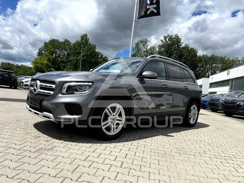 2021 Mercedes Benz GLB 220