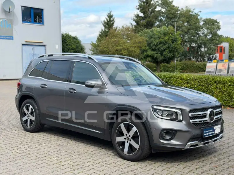 2021 Mercedes Benz GLB 220