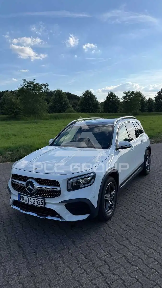2021 Mercedes Benz GLB 220