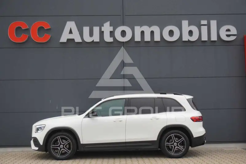 2021 Mercedes Benz GLB 220