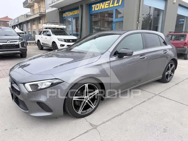 2021 Mercedes Benz A 220