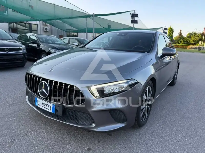 2021 Mercedes Benz A 220