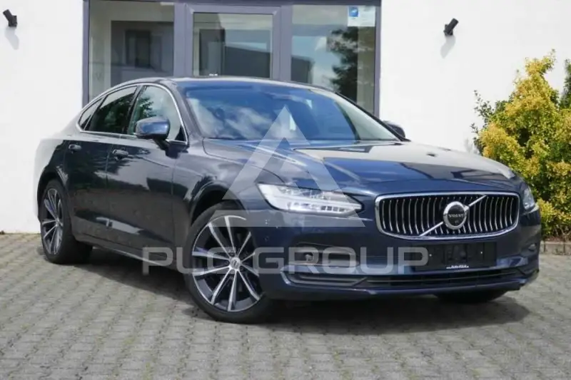 2021 Volvo S90
