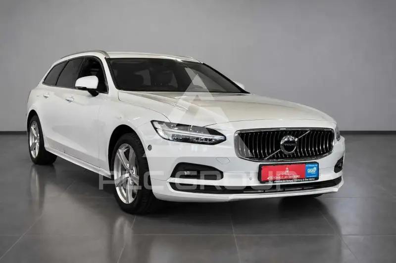 2021 Volvo V90