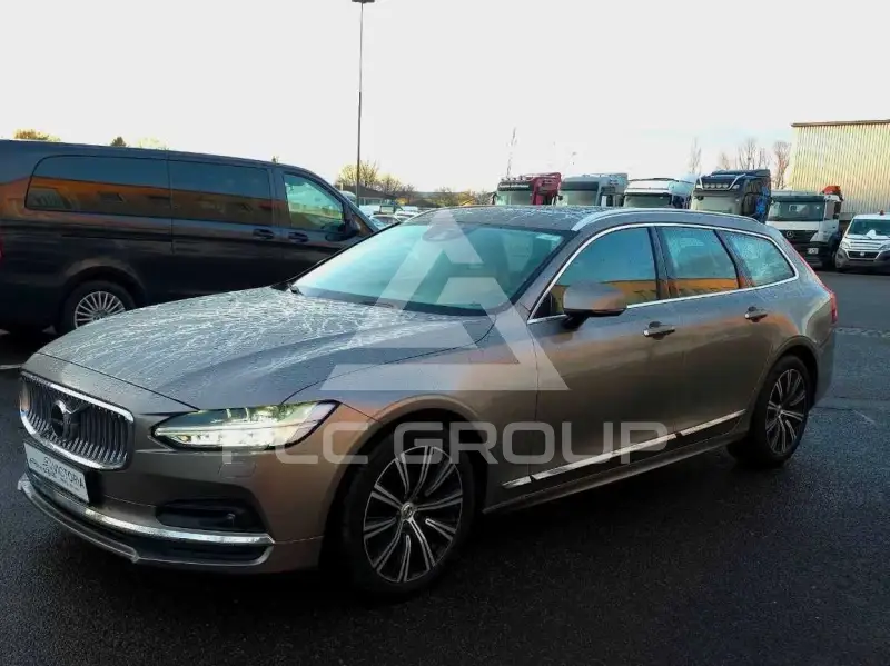 2021 Volvo V90