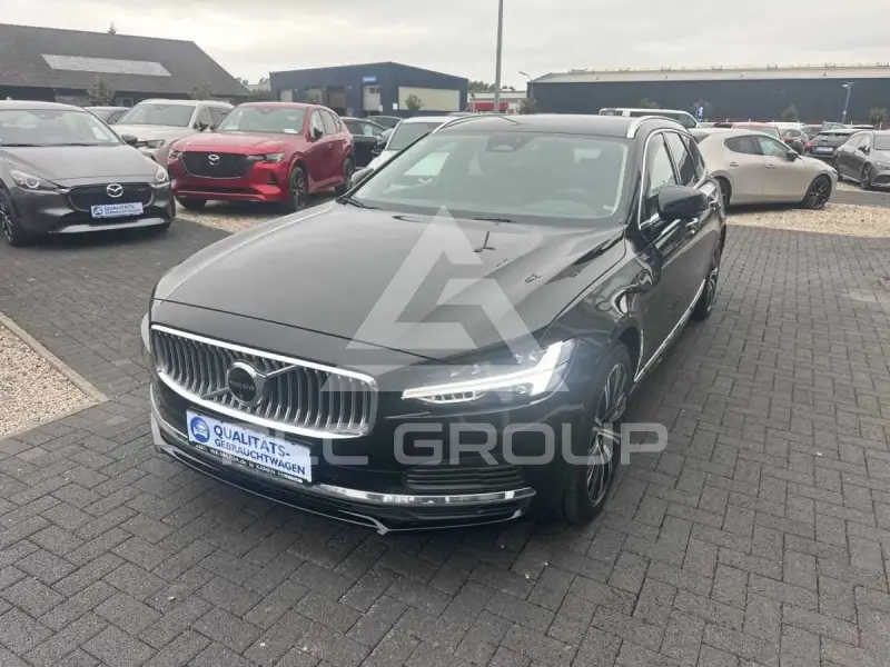 2021 Volvo V90