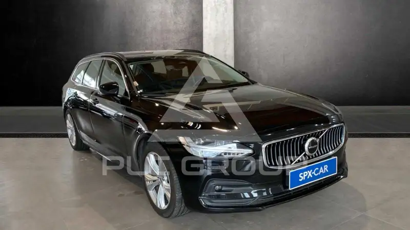 2021 Volvo V90