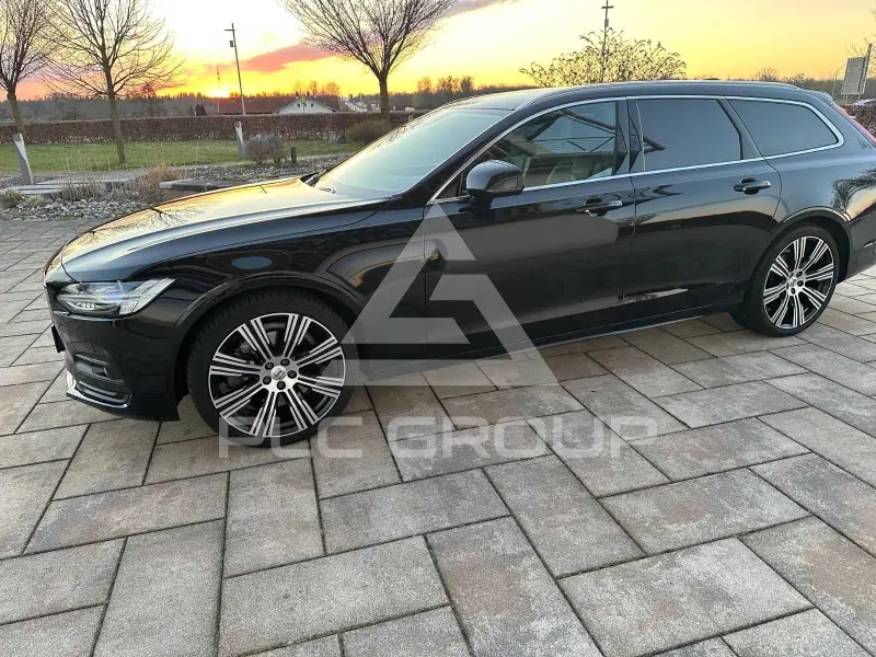 2021 Volvo V90