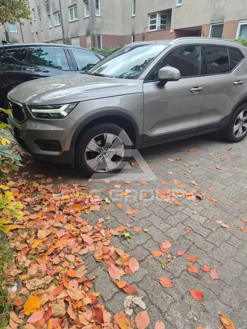 2021 Volvo XC40