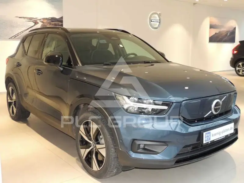 2021 Volvo XC40