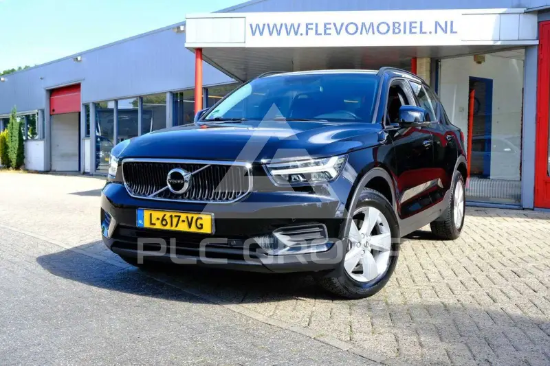 2021 Volvo XC40