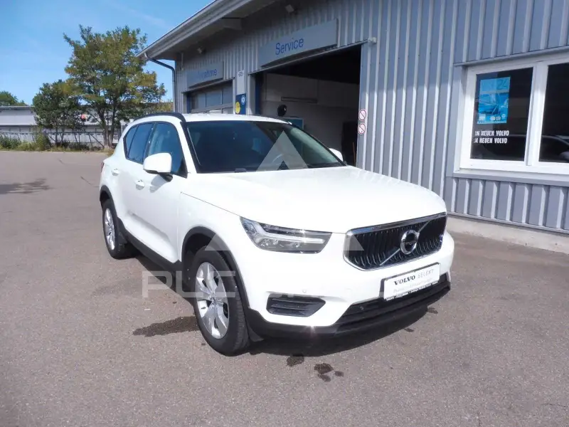 2021 Volvo XC40