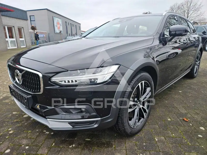 2021 Volvo V90
