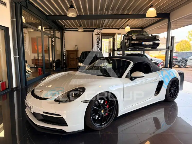 2021 Porsche BOXSTER