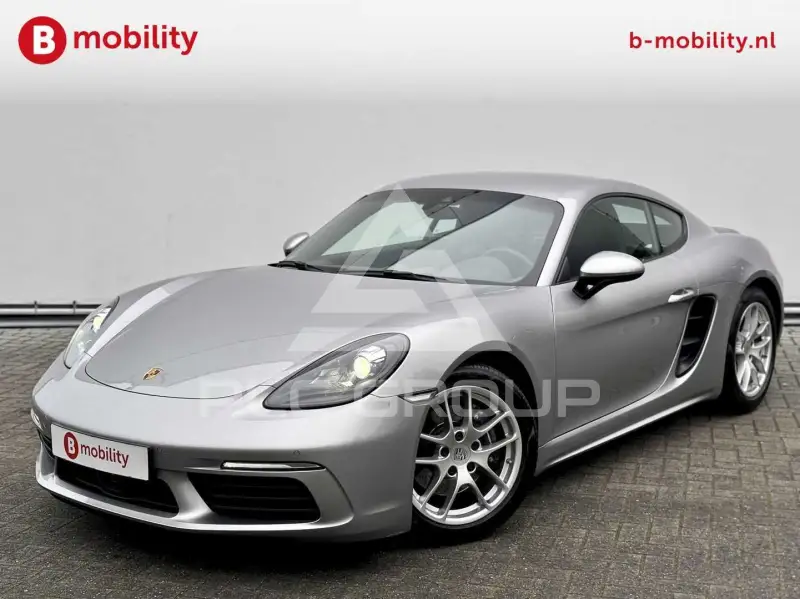 2021 Porsche Cayman