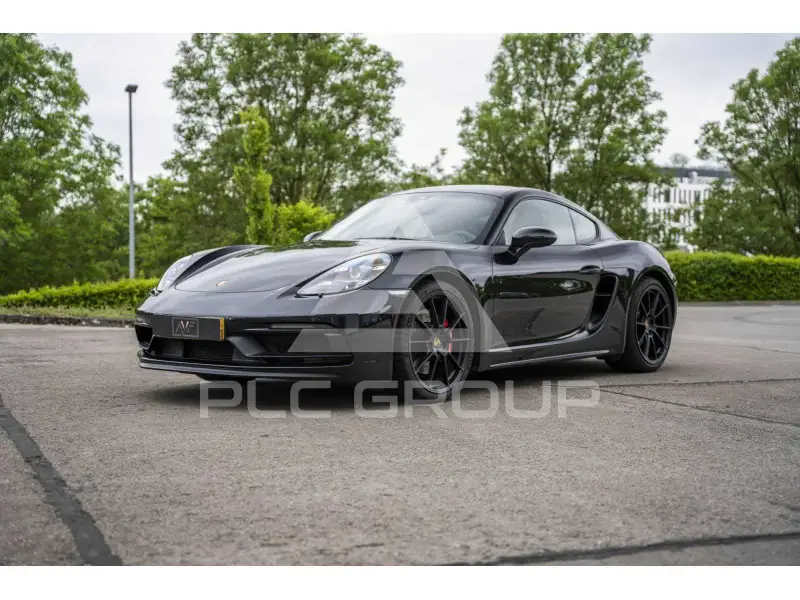 2021 Porsche Cayman
