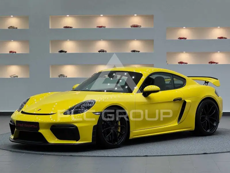 2021 Porsche Cayman