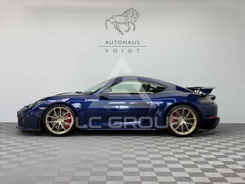 2021 Porsche Cayman