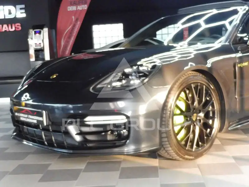 2021 Porsche Panamera