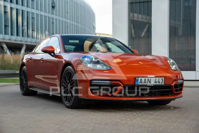 2021 Porsche Panamera