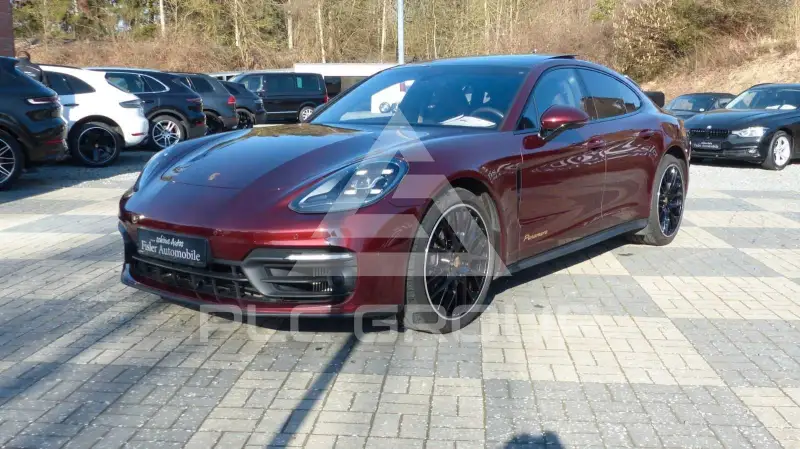 2021 Porsche Panamera
