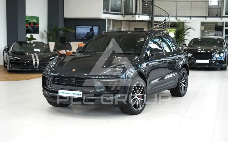 2021 Porsche MACAN