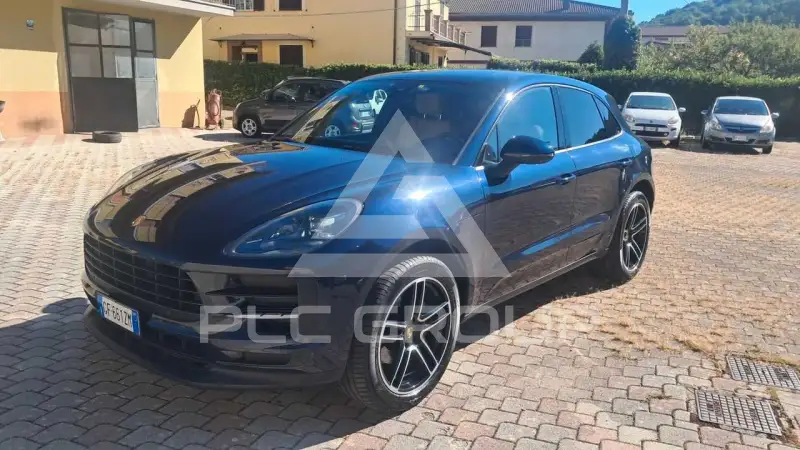 2021 Porsche MACAN