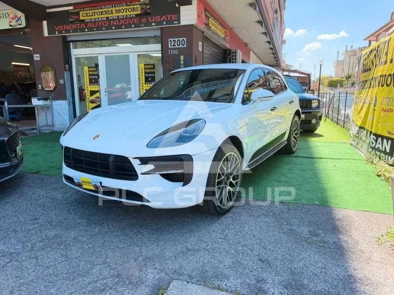 2021 Porsche MACAN