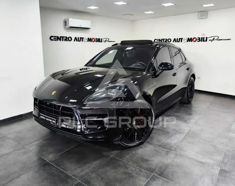 2021 Porsche MACAN