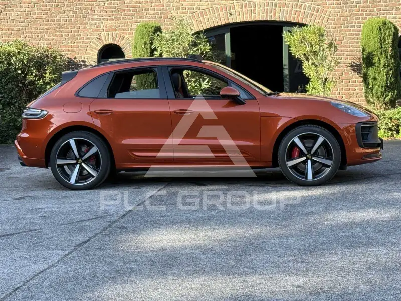 2021 Porsche MACAN