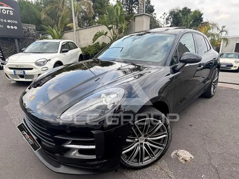 2021 Porsche MACAN