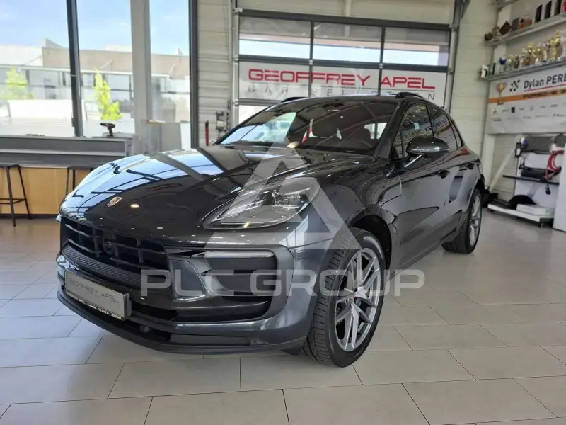 2021 Porsche MACAN