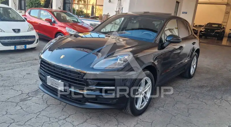 2021 Porsche MACAN