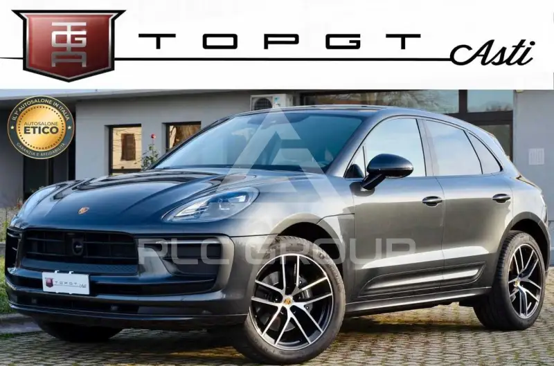 2021 Porsche MACAN