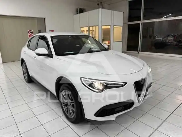 2021 Alfa Romeo Stelvio