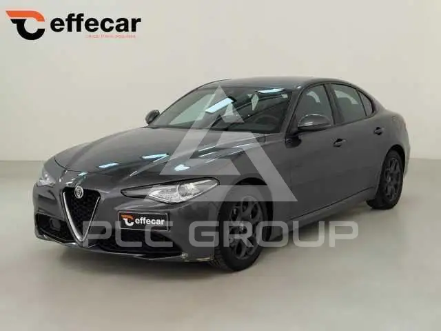2021 Alfa Romeo Giulia