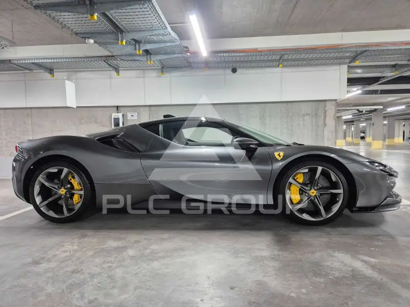 2021 Ferrari SF90